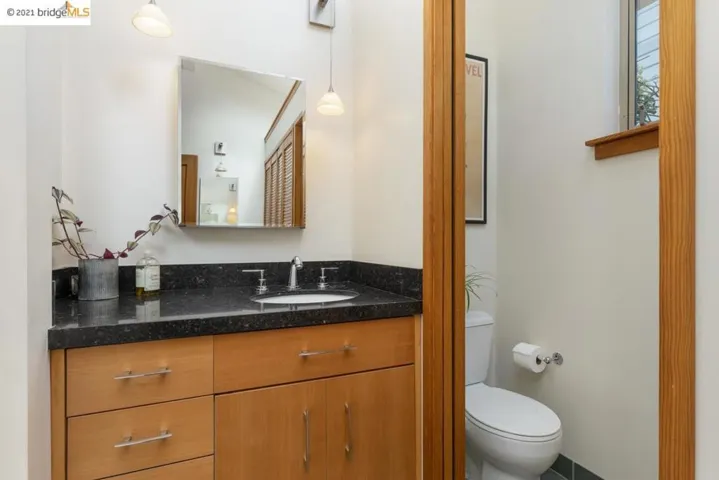 3873 Patterson Ave, Oakland, California 94619
