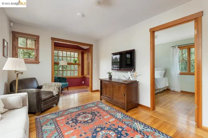 3873 Patterson Ave, Oakland, California 94619