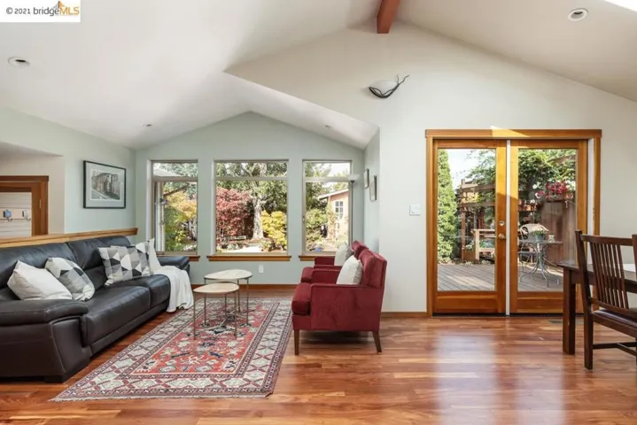3873 Patterson Ave, Oakland, California 94619