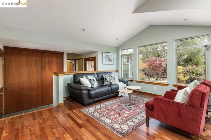 3873 Patterson Ave, Oakland, California 94619