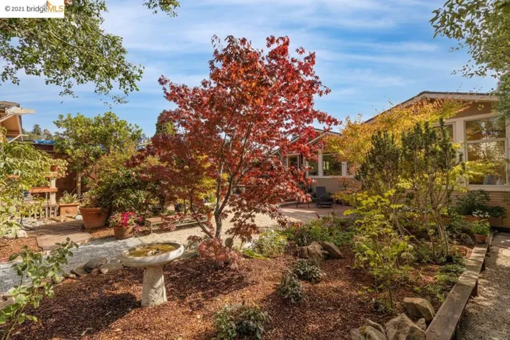 3873 Patterson Ave, Oakland, California 94619