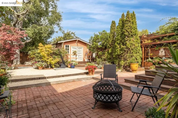 3873 Patterson Ave, Oakland, California 94619