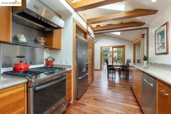 3873 Patterson Ave, Oakland, California 94619
