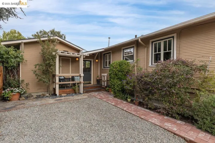 3873 Patterson Ave, Oakland, California 94619