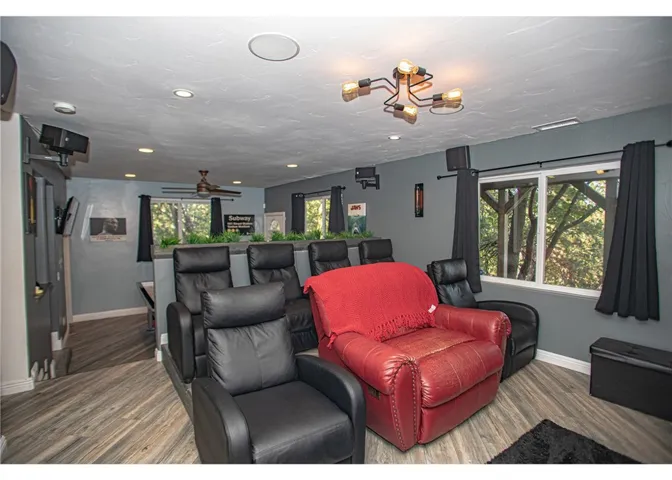 944 Mecham Drive, Lake Arrowhead, California 92352