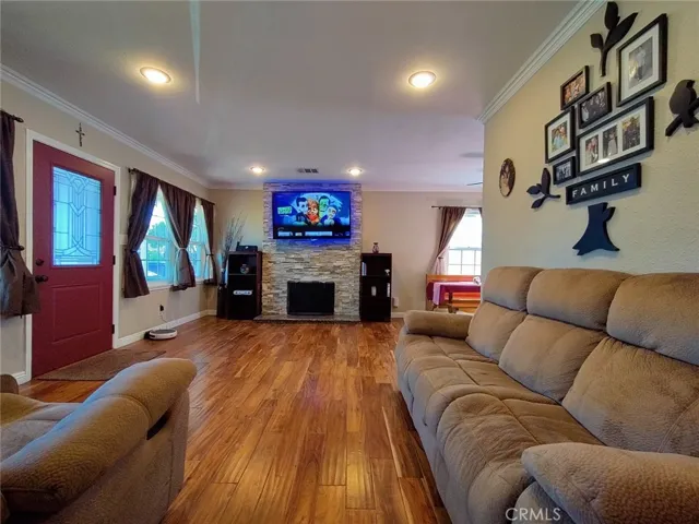 13621 Kalnor Avenue, Norwalk, California 90650