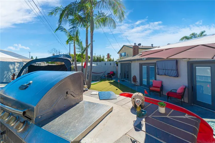19812 Harlan, Carson, California 90746