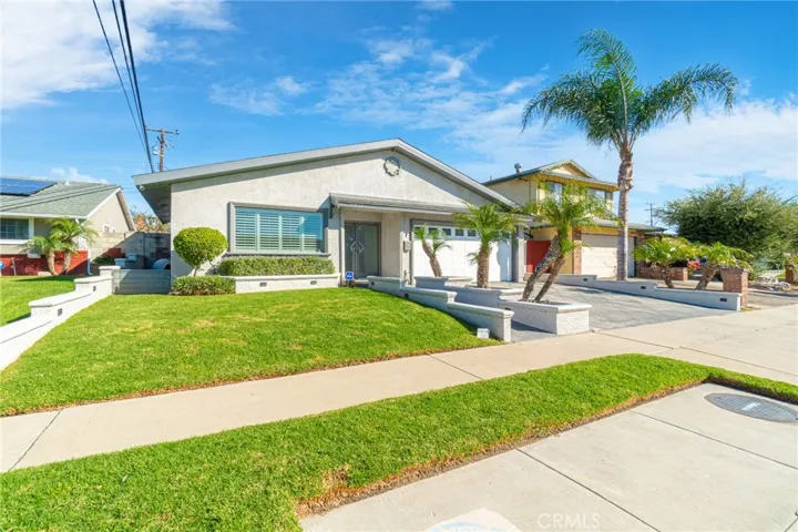 19812 Harlan, Carson, California 90746