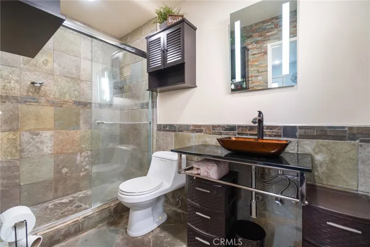 19812 Harlan, Carson, California 90746