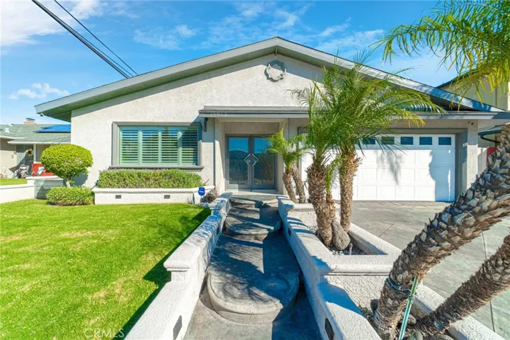 19812 Harlan, Carson, California 90746