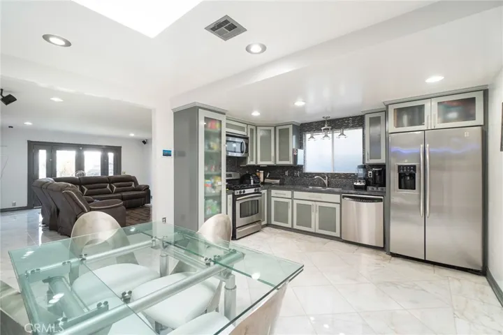 19812 Harlan, Carson, California 90746
