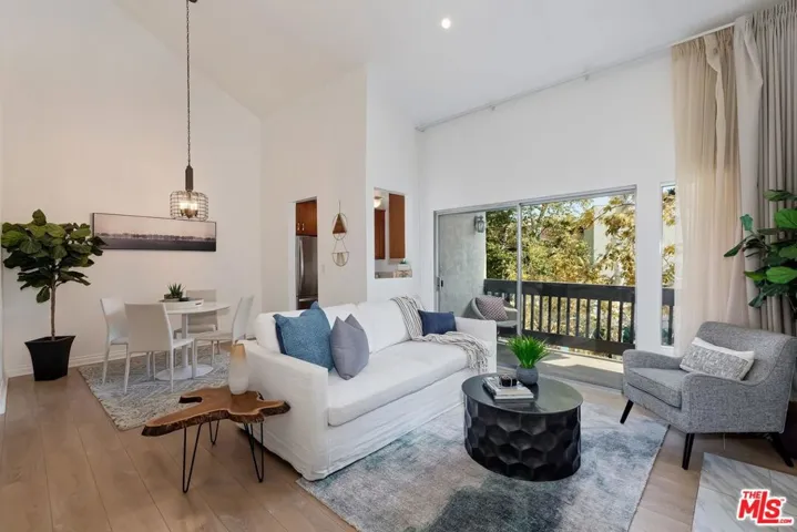 5306 Summertime Lane, Culver City, California 90230