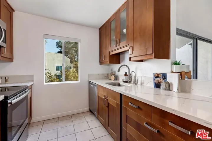 5306 Summertime Lane, Culver City, California 90230