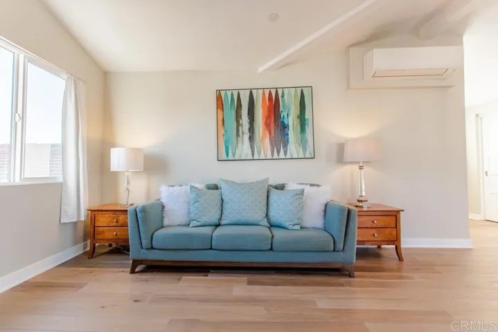 295 Chinquapin Ave, Carlsbad, California 92008