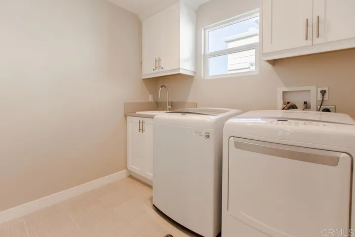 295 Chinquapin Ave, Carlsbad, California 92008