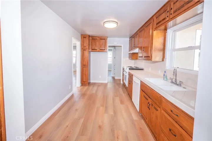 1422 N Sultana Avenue, Ontario, California 91764