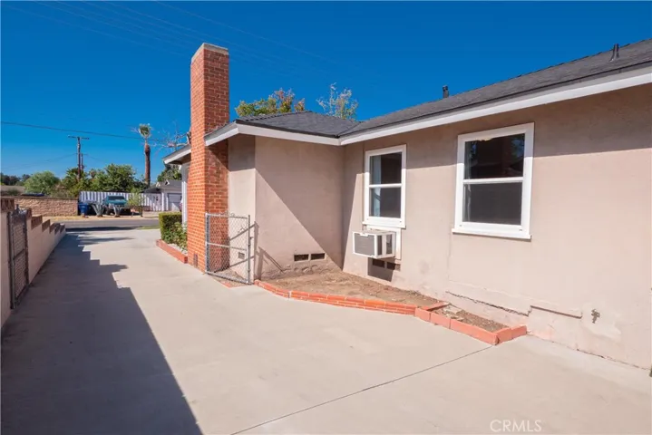 1422 N Sultana Avenue, Ontario, California 91764