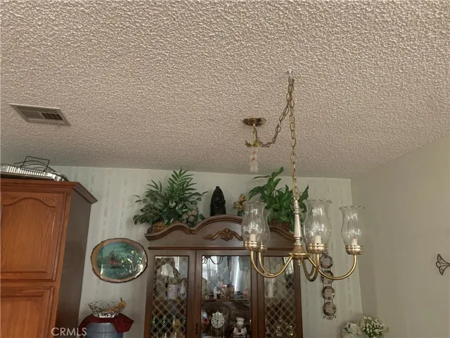 19268 Cottonwood Drive, Apple Valley, California 92308