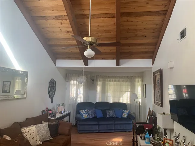 19268 Cottonwood Drive, Apple Valley, California 92308