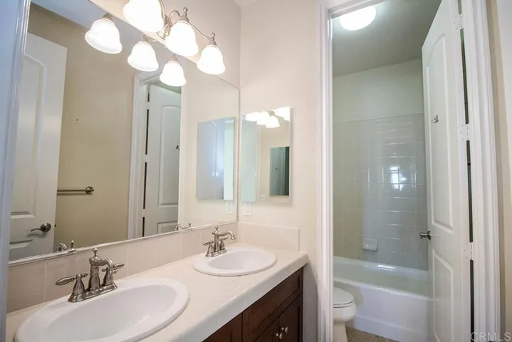 2027 Plaza Acapulco, Chula Vista, California 91914
