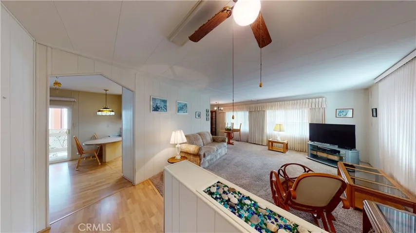 LIVING ROOM/ KITCHEN DIVIDED