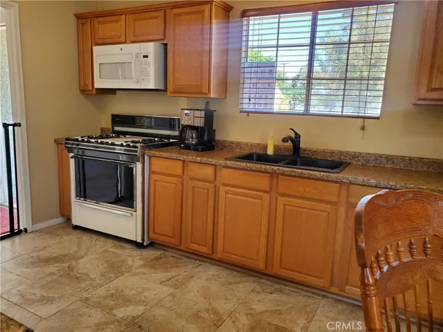 2109 Magnolia Street, Simi Valley, California 93065