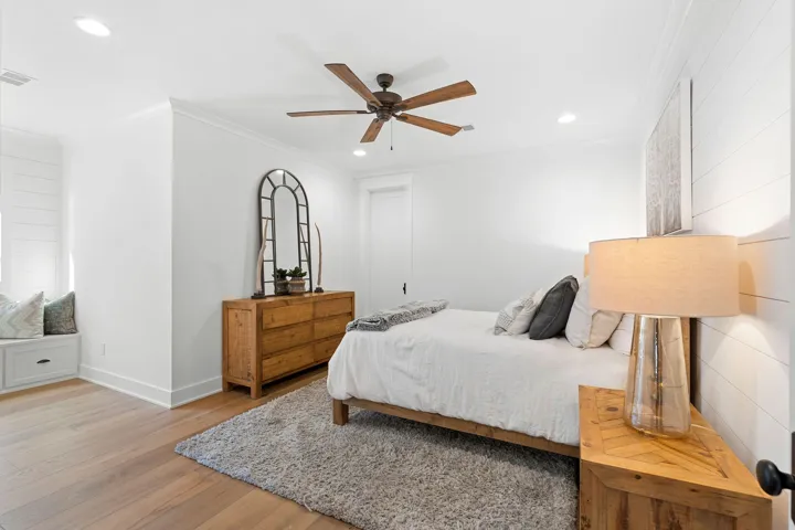 2nd Floor Bedroom with 2 walk in closets
