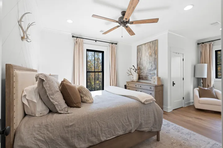 2nd Floor bedroom with 2 walk in closet and Jack and Jill bathroom