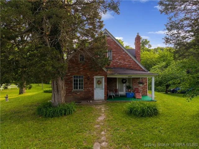 2705 Paoli Pike