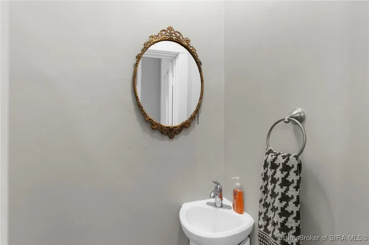1170