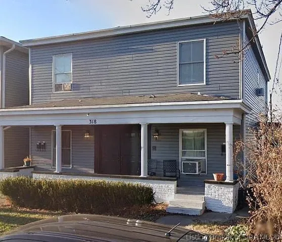 318 W Market