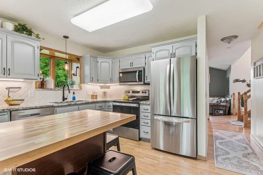 Photo 11 of 21857 Iden Avenue N Place