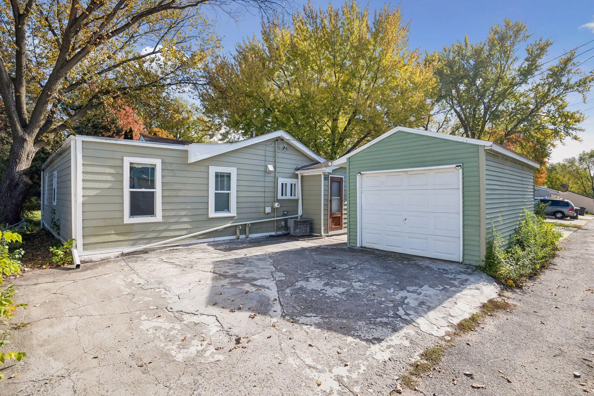 Photo 43 of 5512 32nd S Avenue