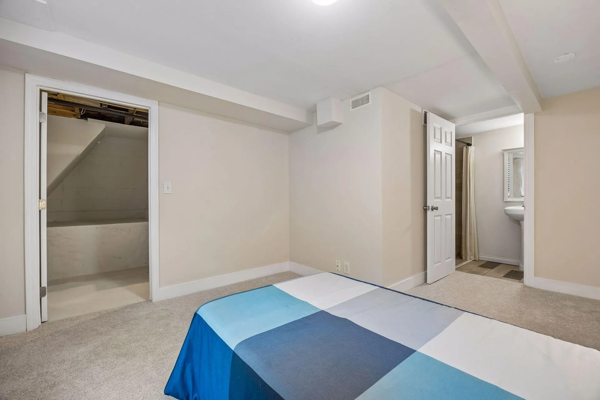 Photo 38 of 5512 32nd S Avenue
