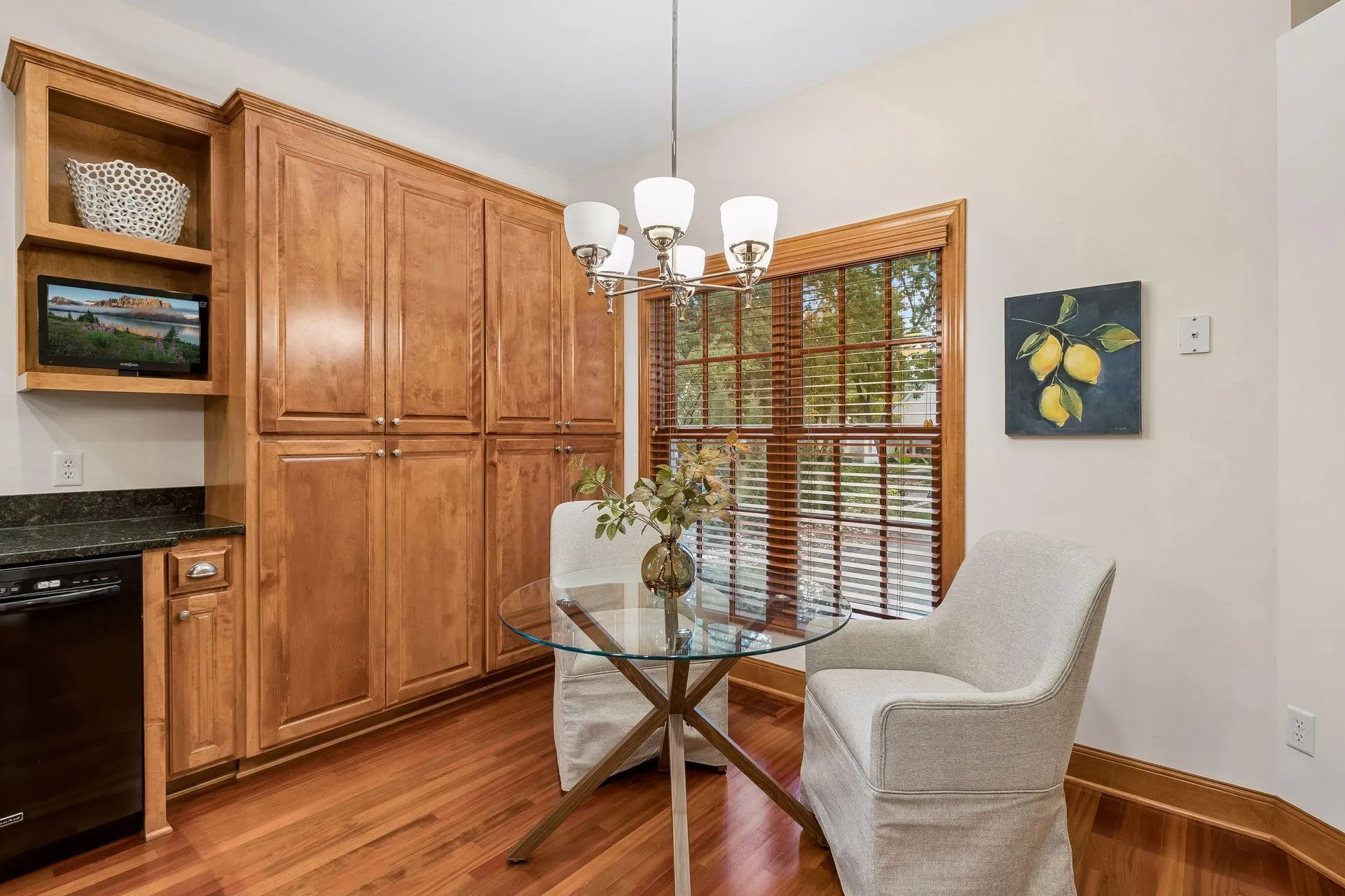 Photo 13 of 4010 Sunnyside Road