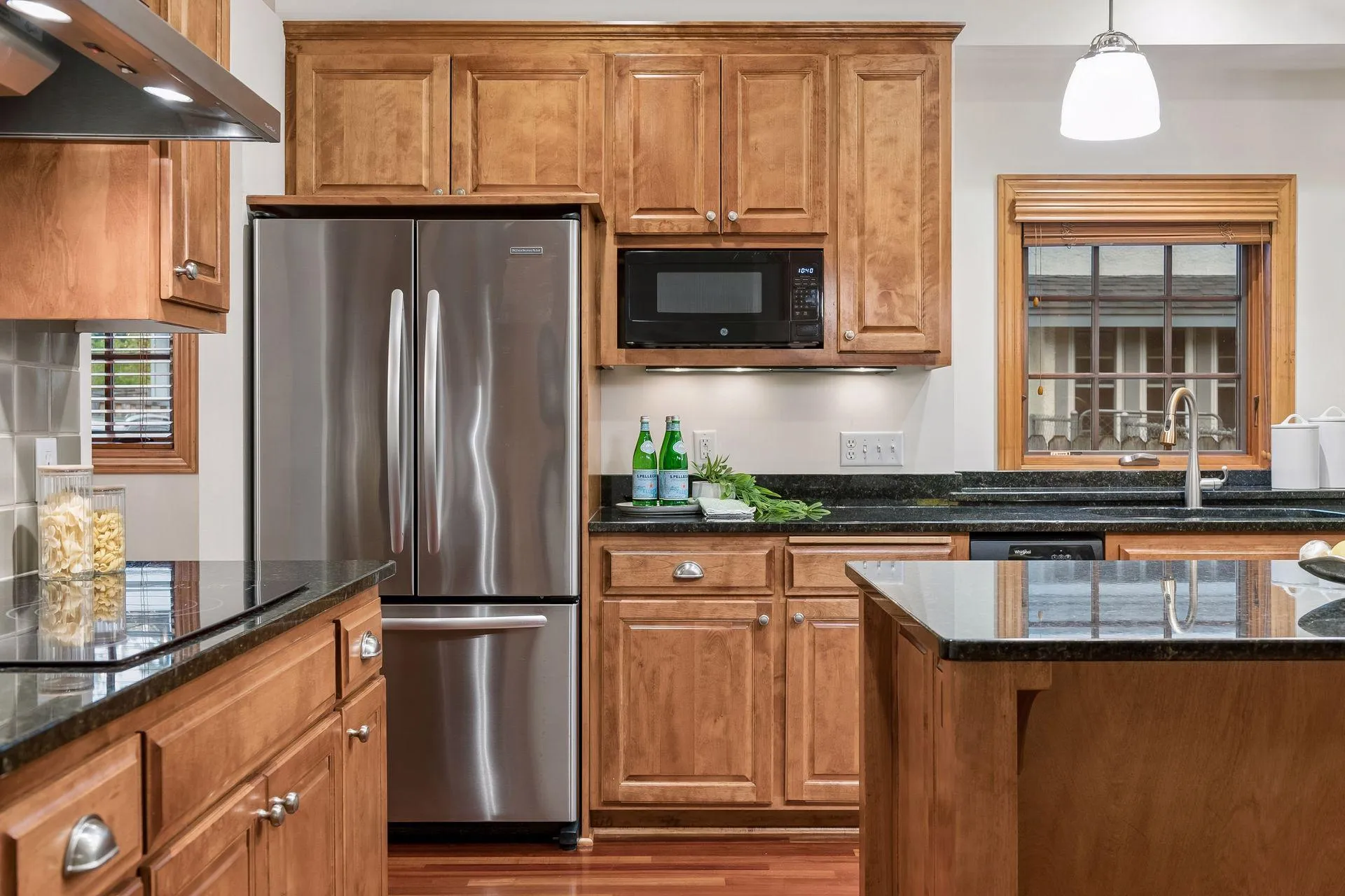 Photo 9 of 4010 Sunnyside Road