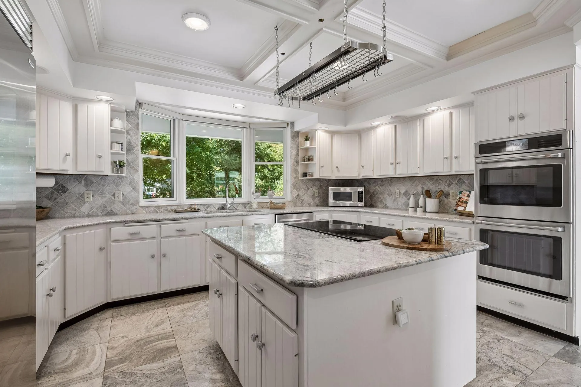 Photo 13 of 2600 W 102nd Street