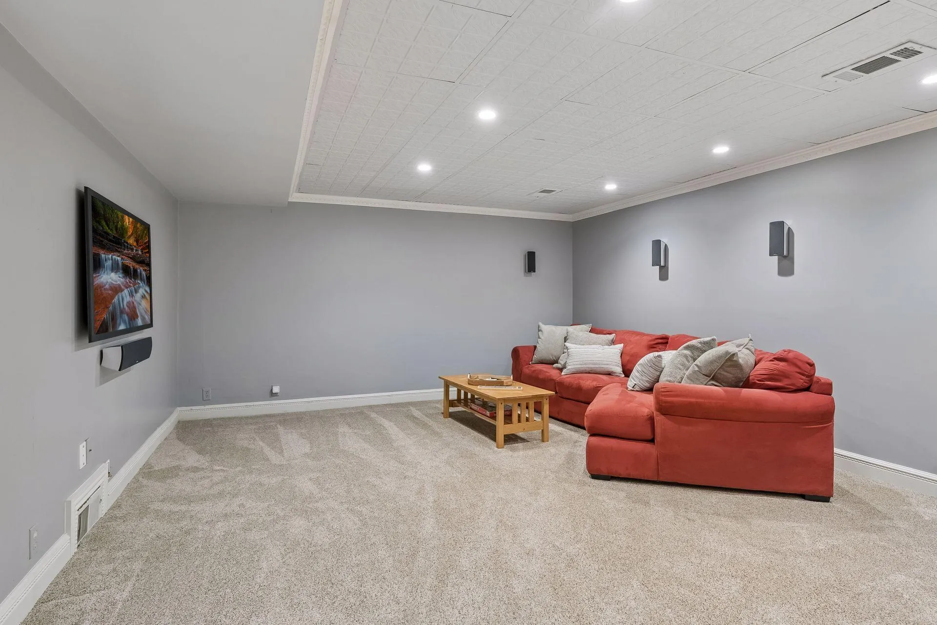 Photo 39 of 2600 W 102nd Street