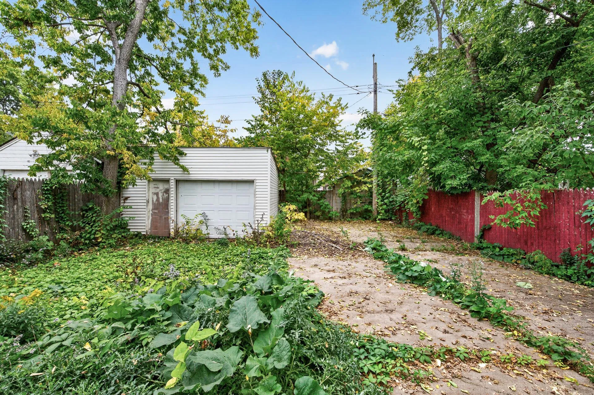 Photo 19 of 376 Erie Street