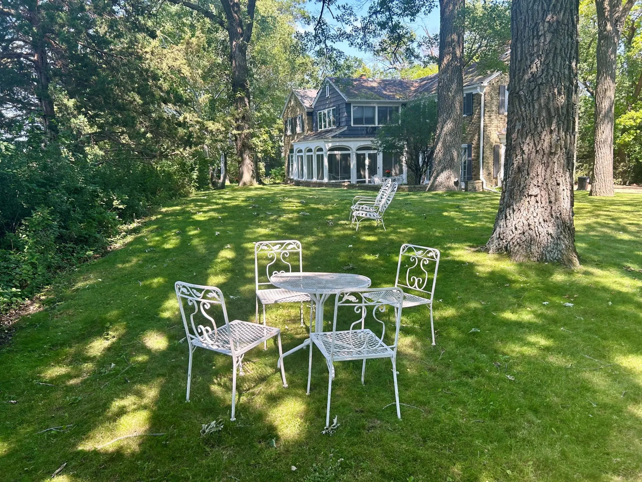 Photo 11 of 2425 N Shore Drive