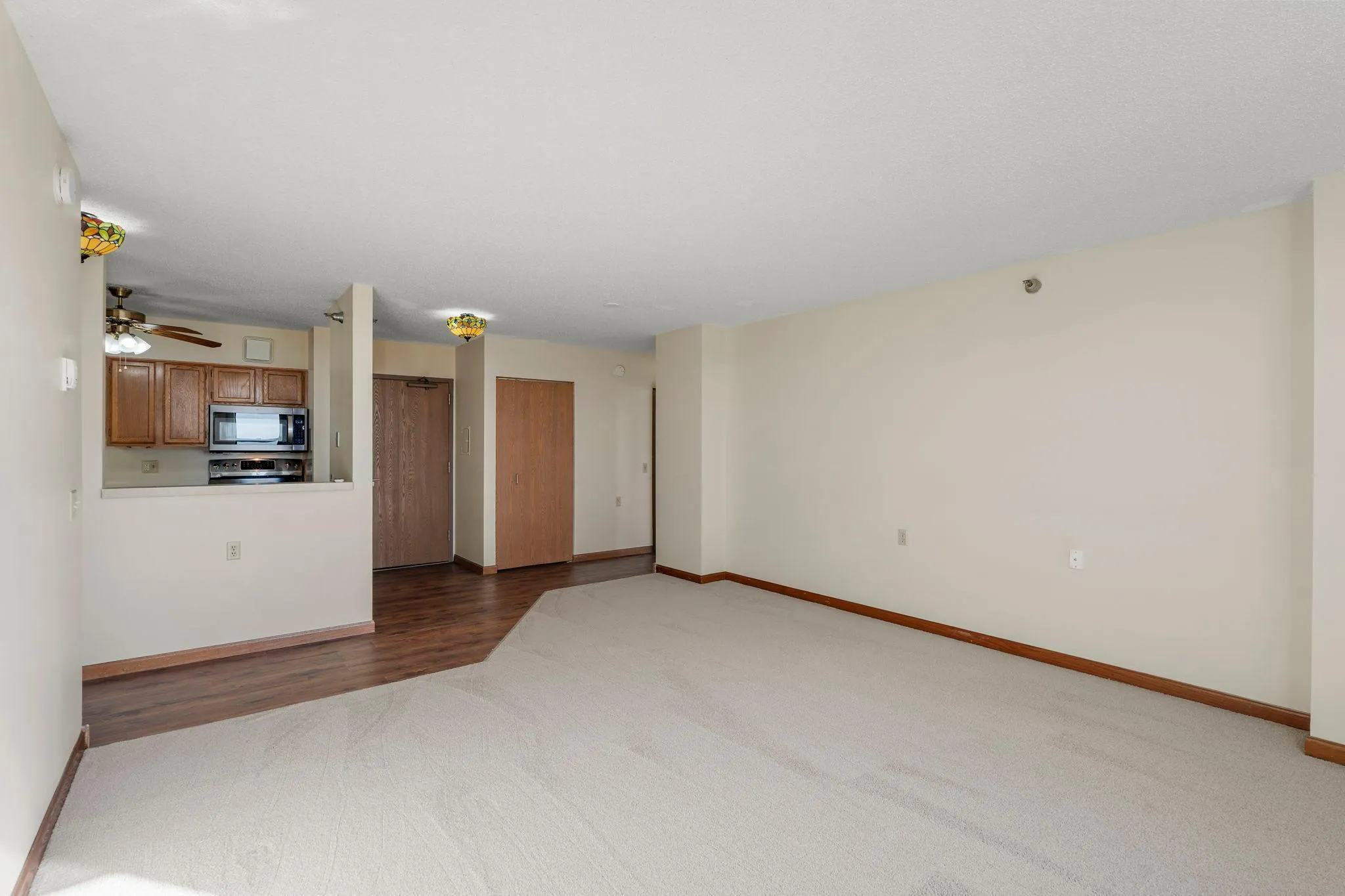 Photo 5 of 7600 Golden Valley Road Unit 1004