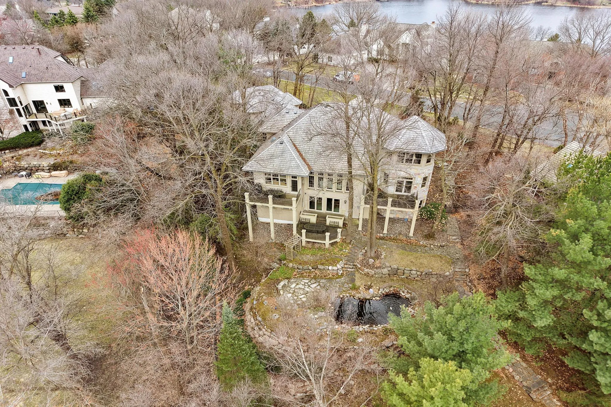 Photo 3 of 15330 Masons Pointe