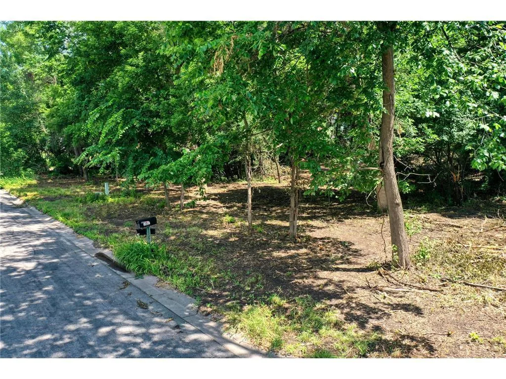 Photo 2 of Tbd 9th Sw Street