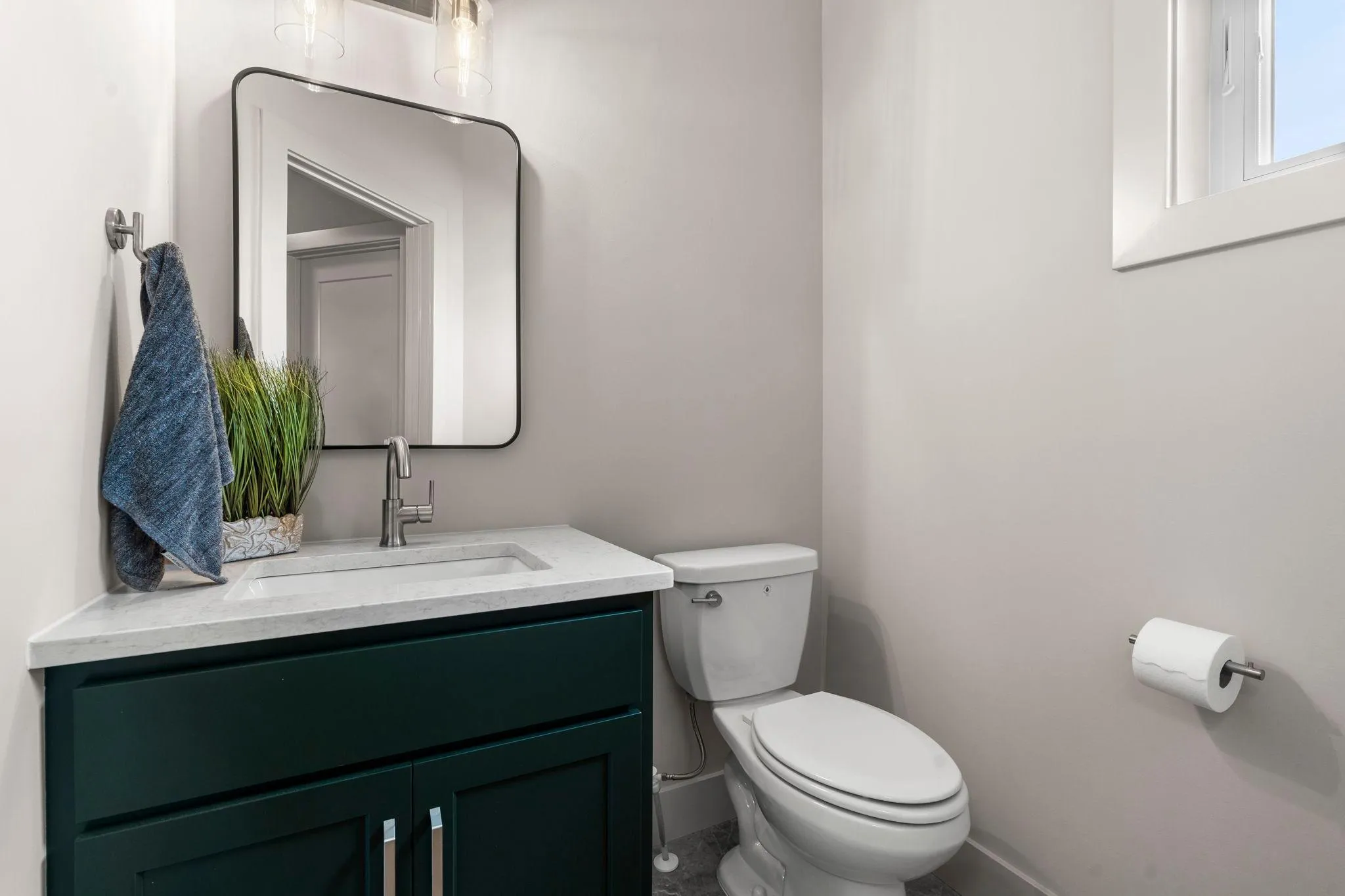 Photo 11 of 11732 Azure Circle