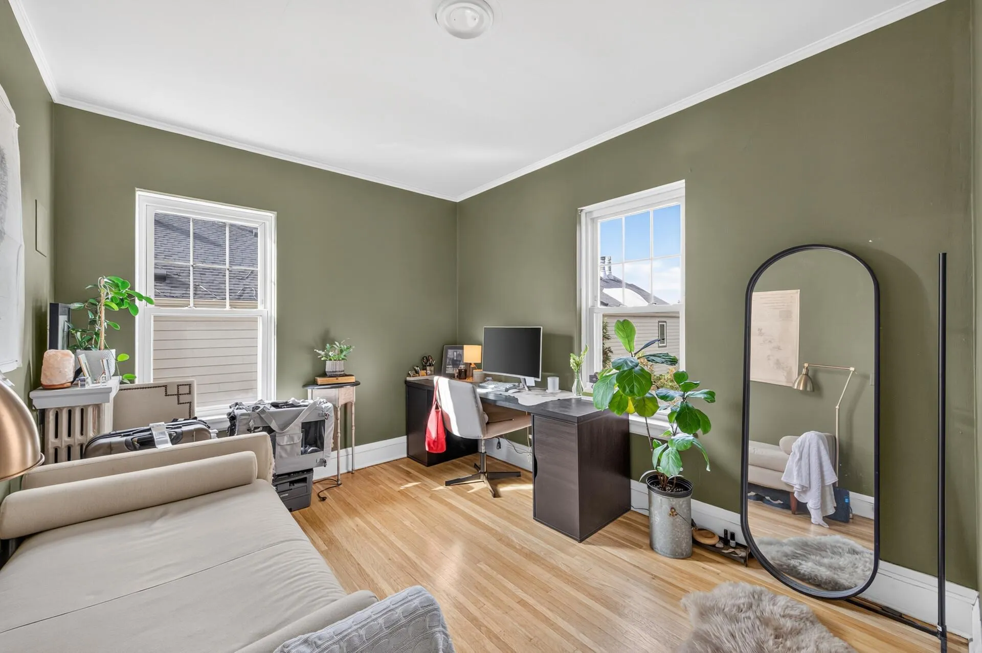 Photo 16 of 2716 Humboldt S Avenue Unit 301