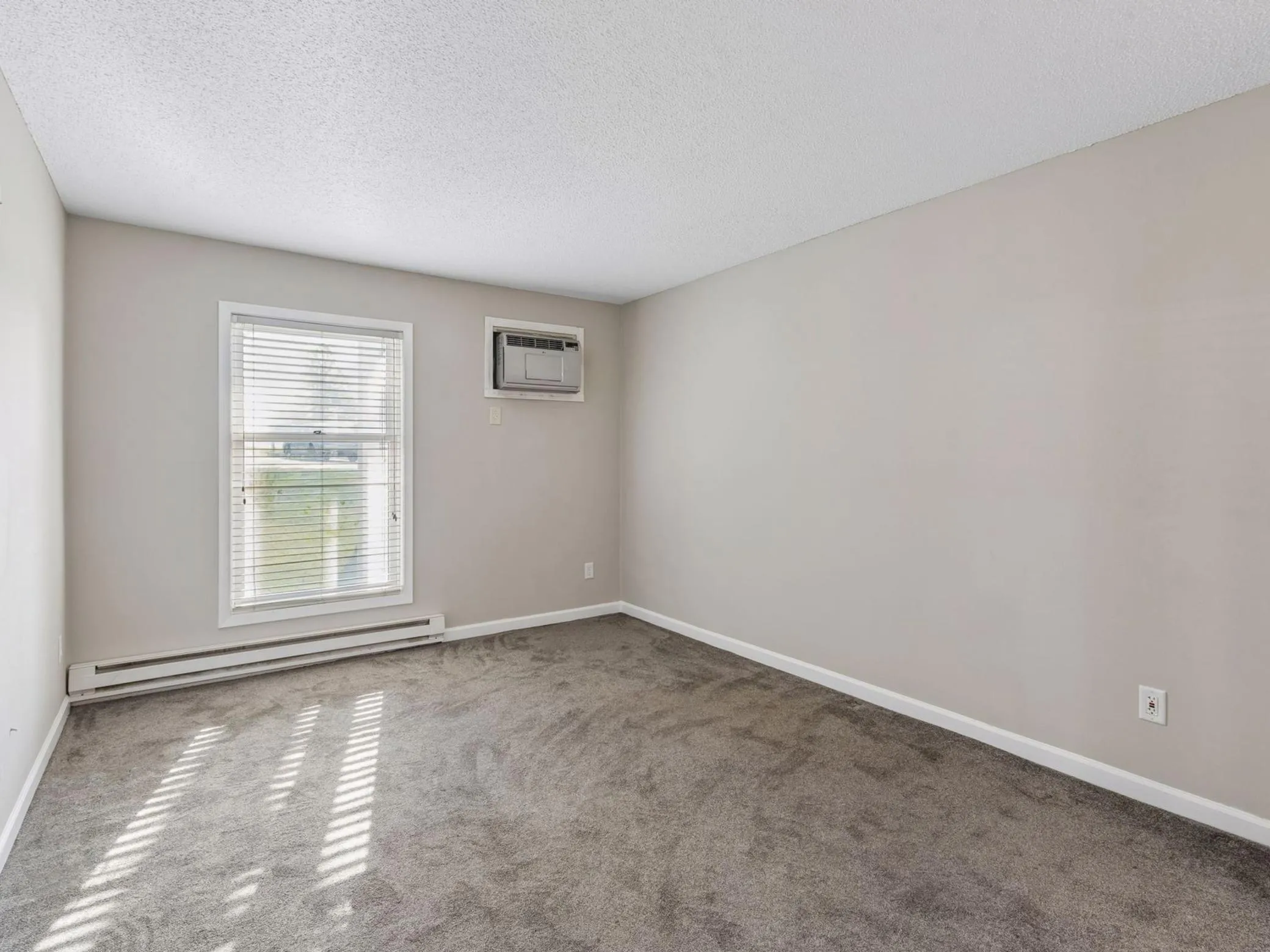 Photo 23 of 7675 142nd W Street Unit 109
