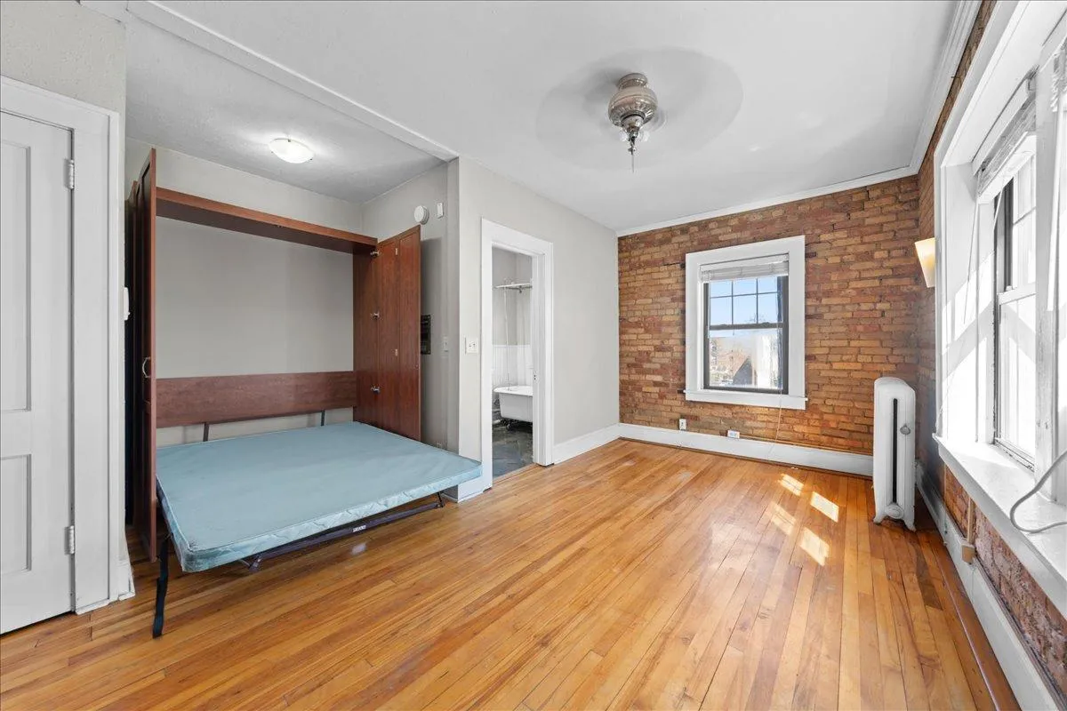 Photo 14 of 1901 Stevens Avenue Unit 307