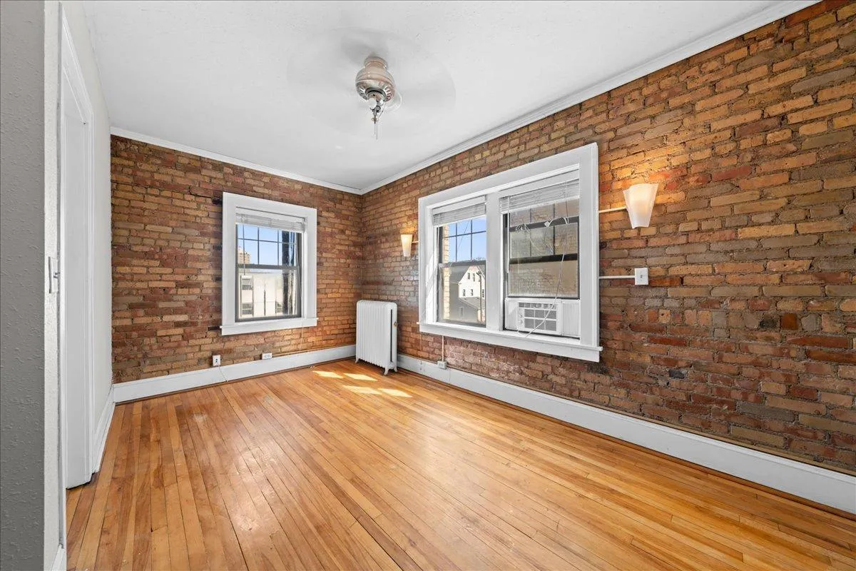 Photo 15 of 1901 Stevens Avenue Unit 307