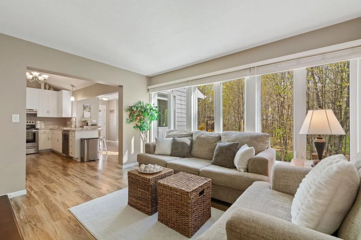 Photo 11 of 6715 Sioux Trail