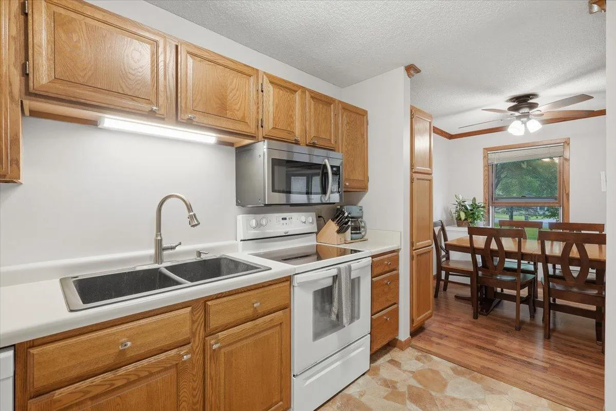 Photo 6 of 1381 Berry Ridge Road Unit 404